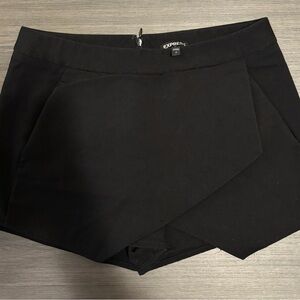 Express Black Skort